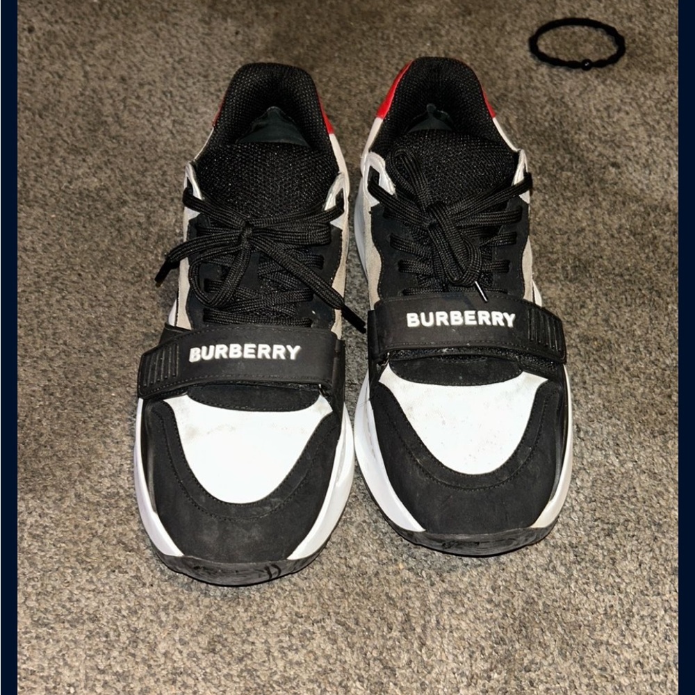 Burberry Red and Black Ramsey Trainers - Picture 2 of 4